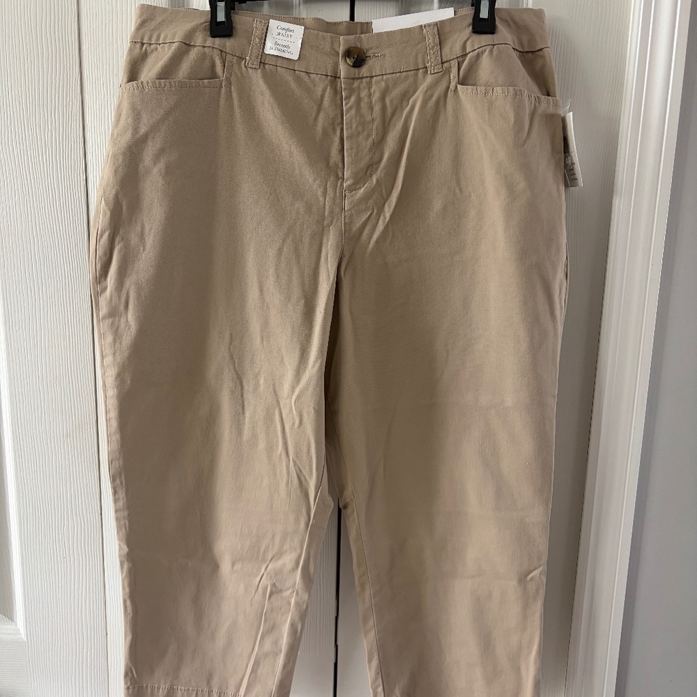 Croft & Barrow Capris, 16, Taupe, NWT